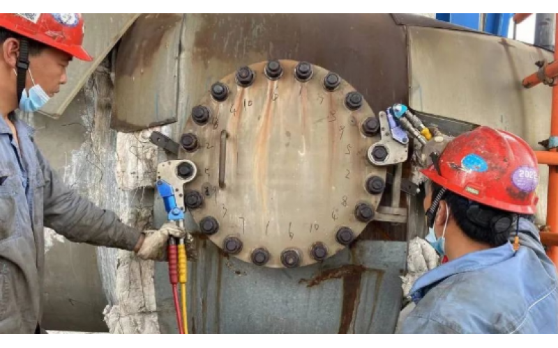 M76螺栓用哪个型号液压扳手可以拆的动？